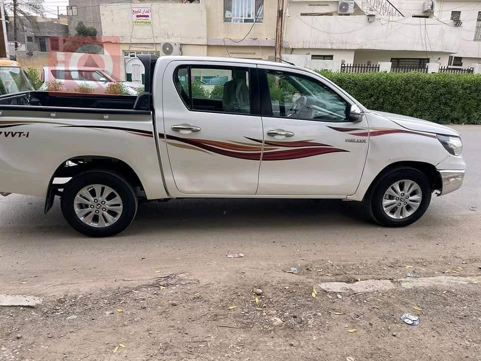 Toyota Hilux